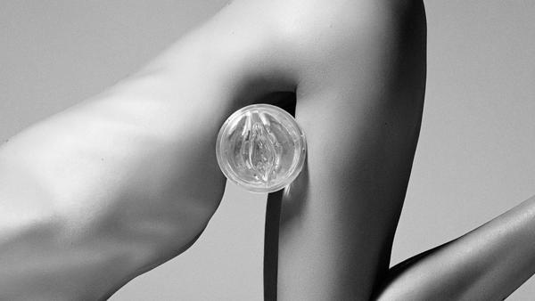 Fleshlight Ice Lady Crystal - Image 6